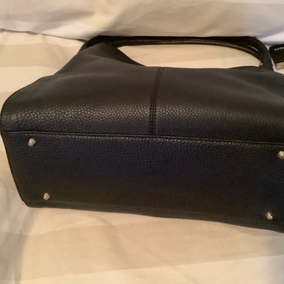 Black DKNY Shoulder Bag - Picture 3 of 6